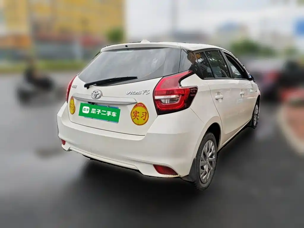 Toyota Vios FS — миниатюра 6
