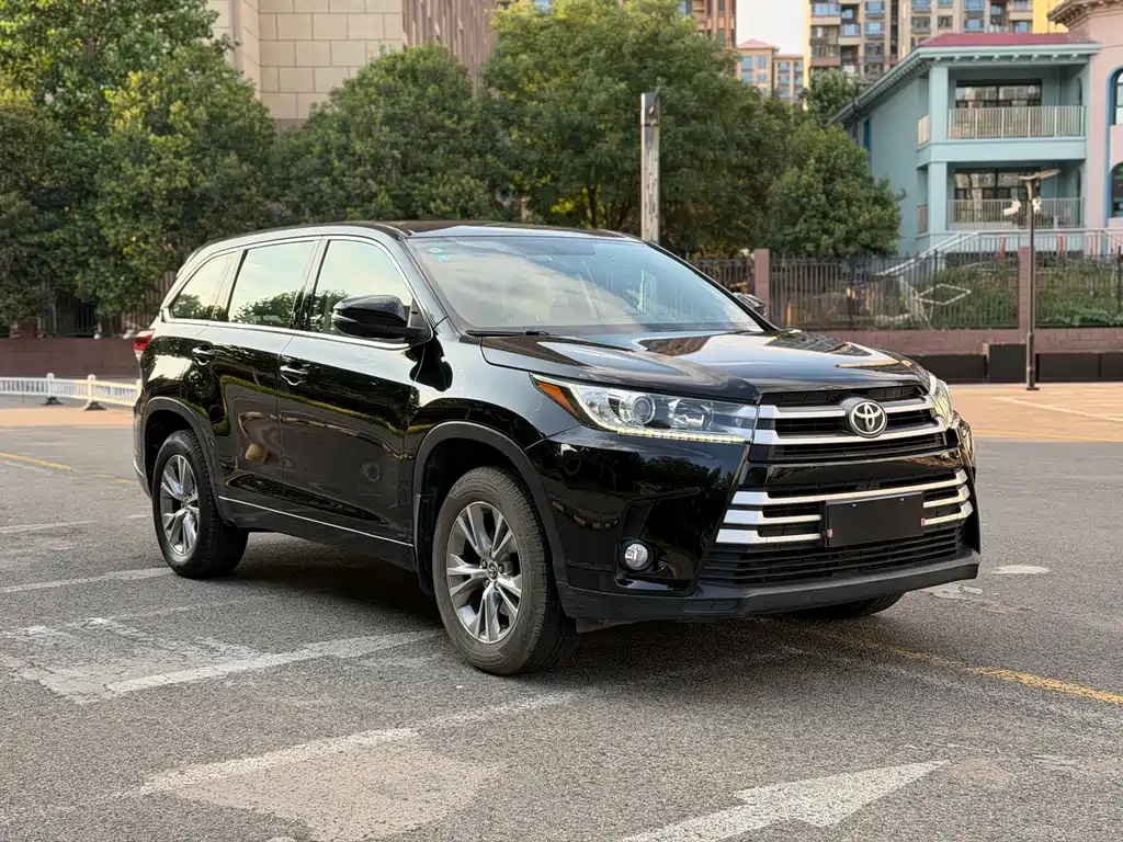 Toyota Highlander 2018 2.0T Elite 5 мест V