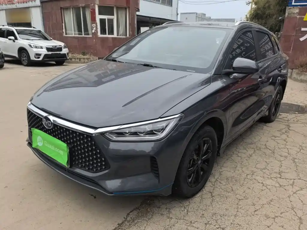 BYD e2