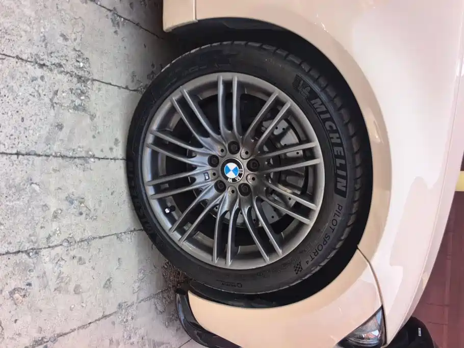 BMW M3 — миниатюра 6