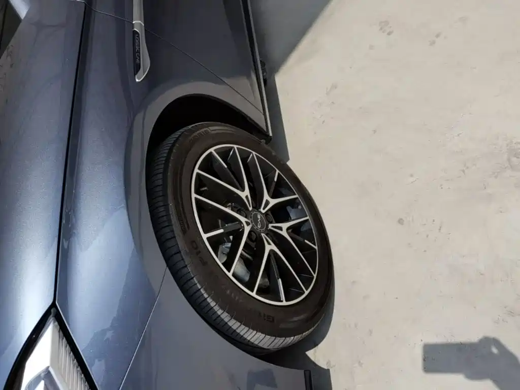BYD Seal — миниатюра 23