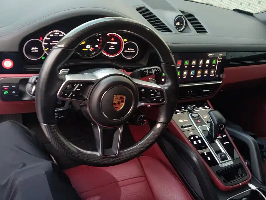 Porsche Cayenne Hybrid — миниатюра 12