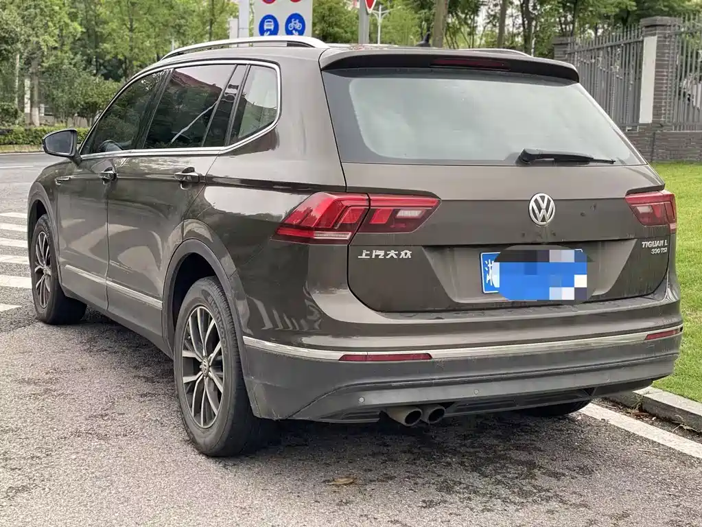 Volkswagen Tiguan L L 2017 330TSI AT Luxury
