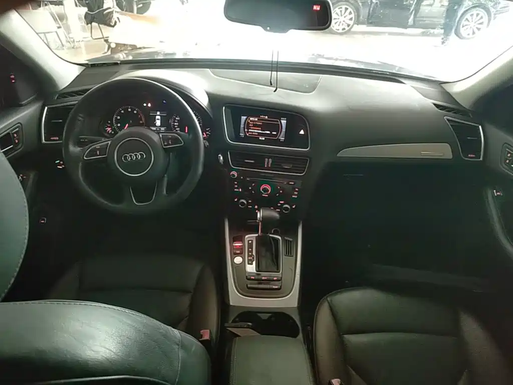 Audi Q5 — миниатюра 10