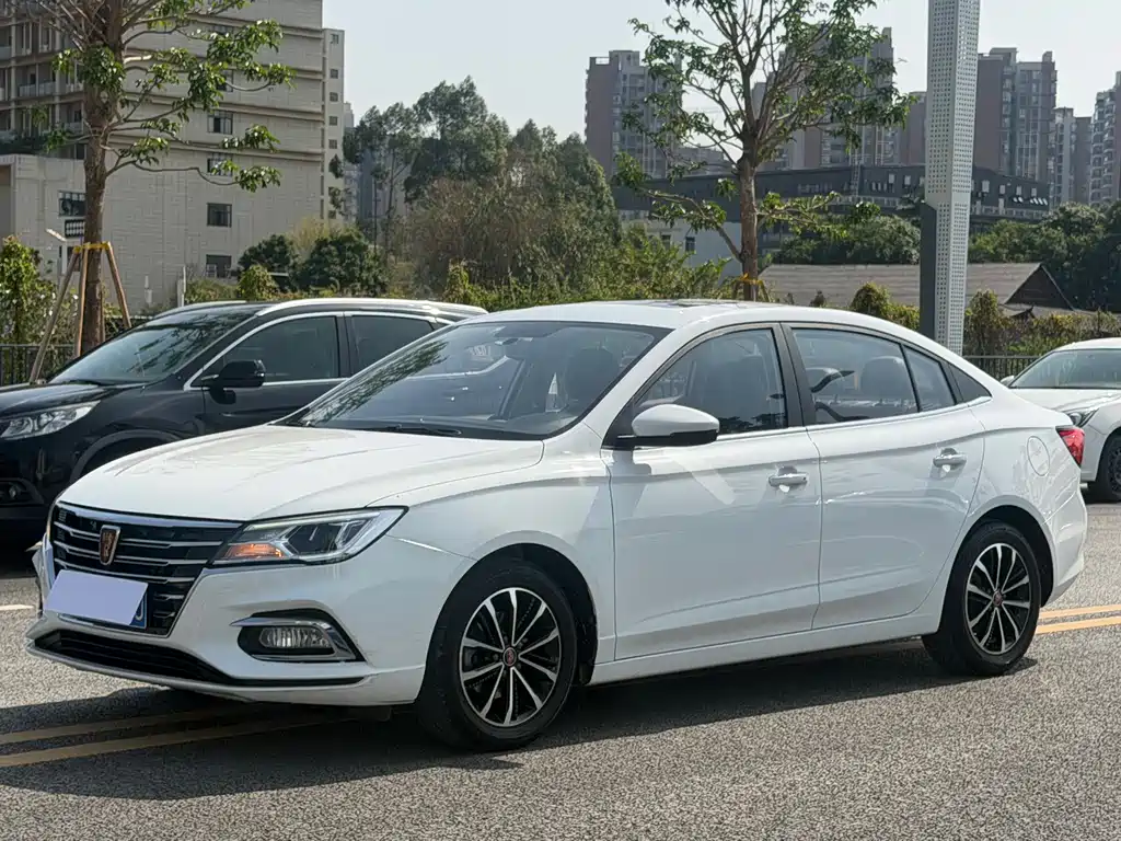 ROEWE I5