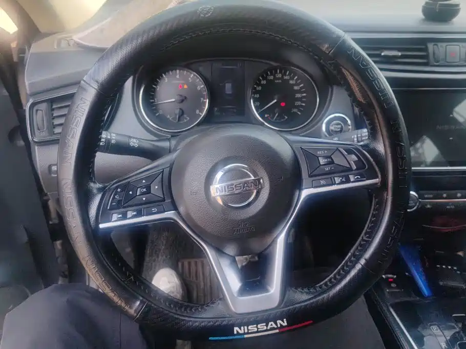 Nissan X-Trail — миниатюра 15