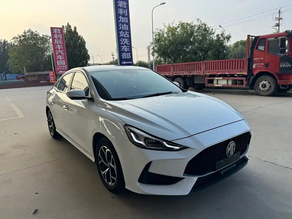 MG MG5 — миниатюра 3