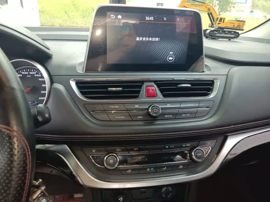 JAC Refine S3 — миниатюра 9