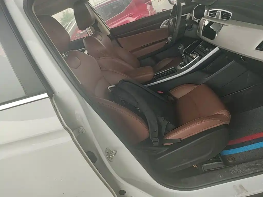Geely Boyue — миниатюра 25