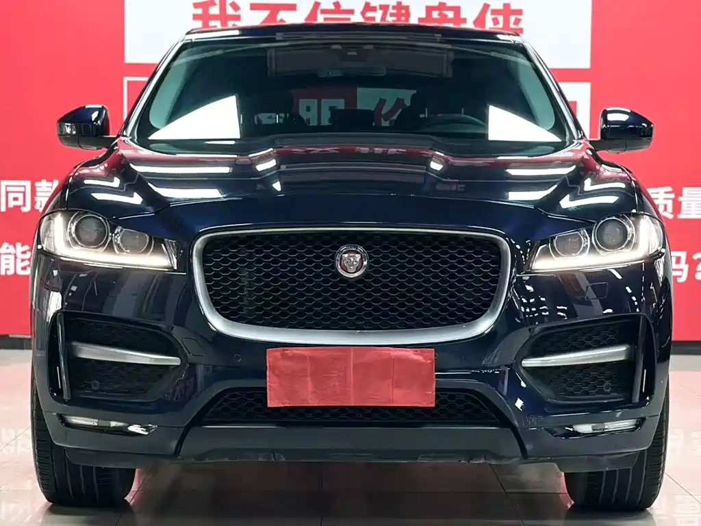 Jaguar F-PACE — миниатюра 3