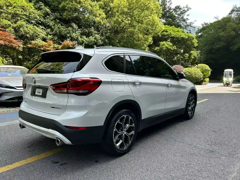 BMW X1 — миниатюра 5