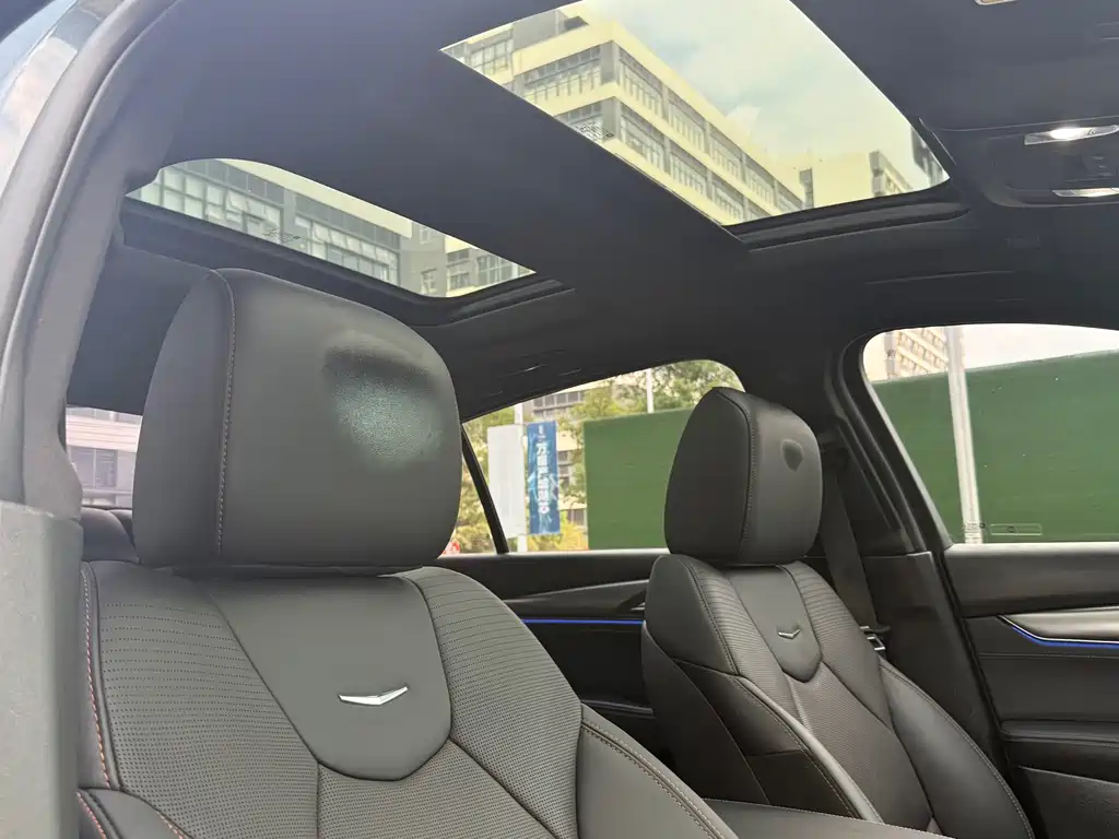 Cadillac CT5 — миниатюра 16