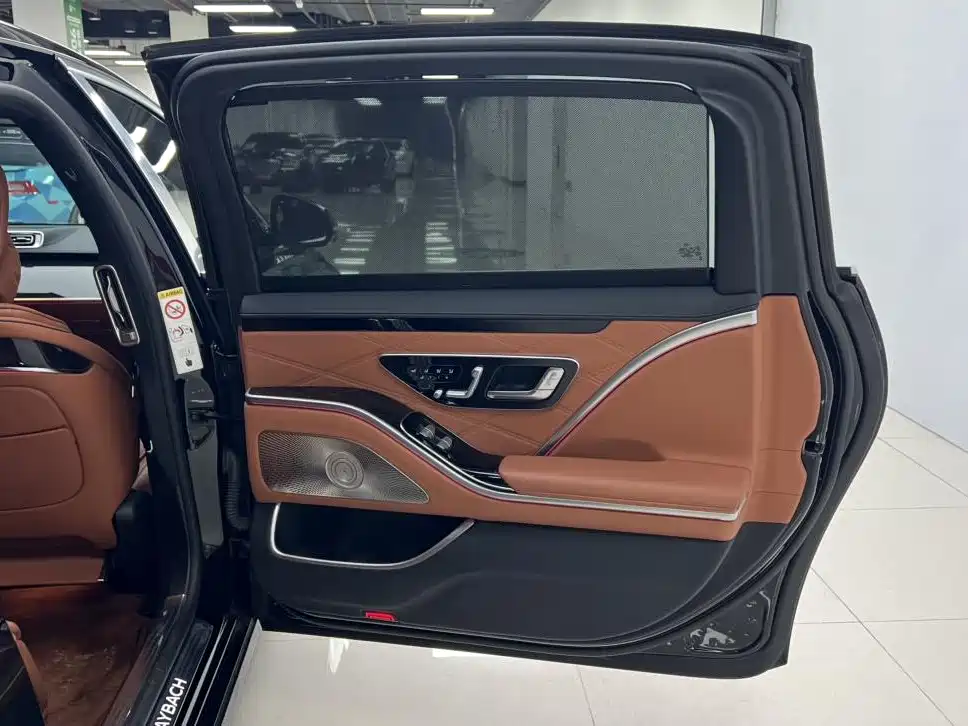 Mercedes-Benz S-Class — миниатюра 22