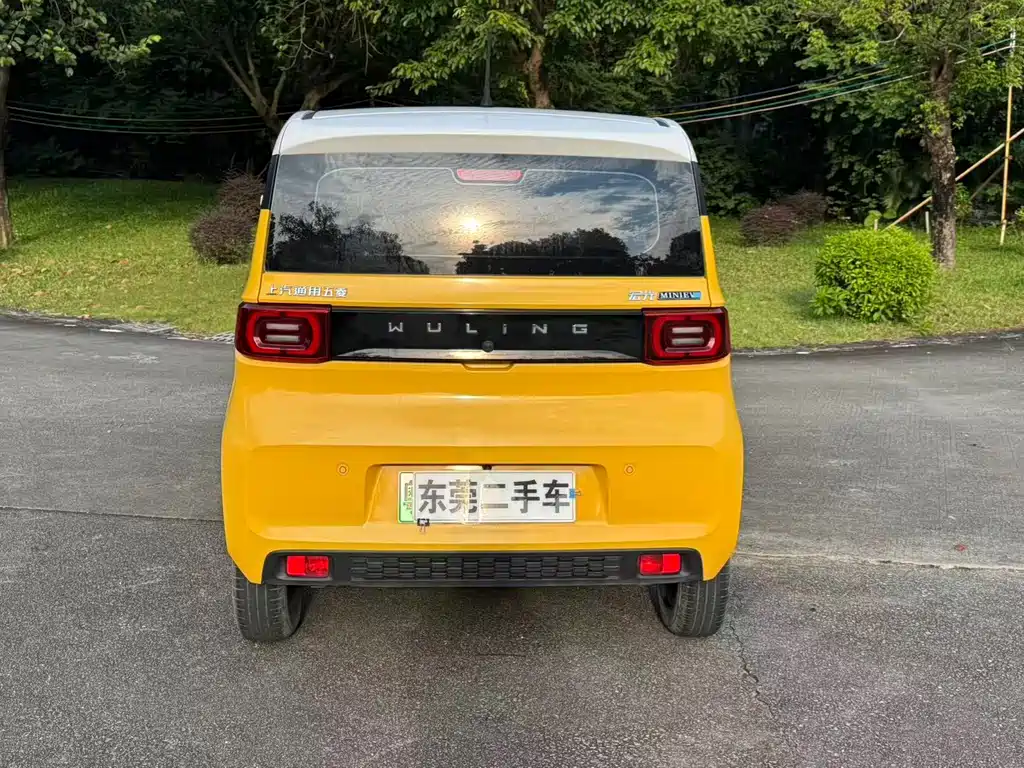 Wuling MINIEV — миниатюра 11