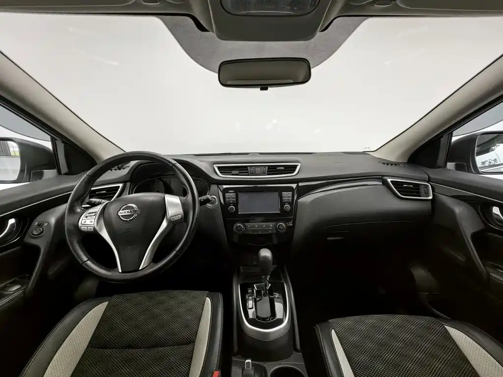 Nissan Qashqai — миниатюра 5