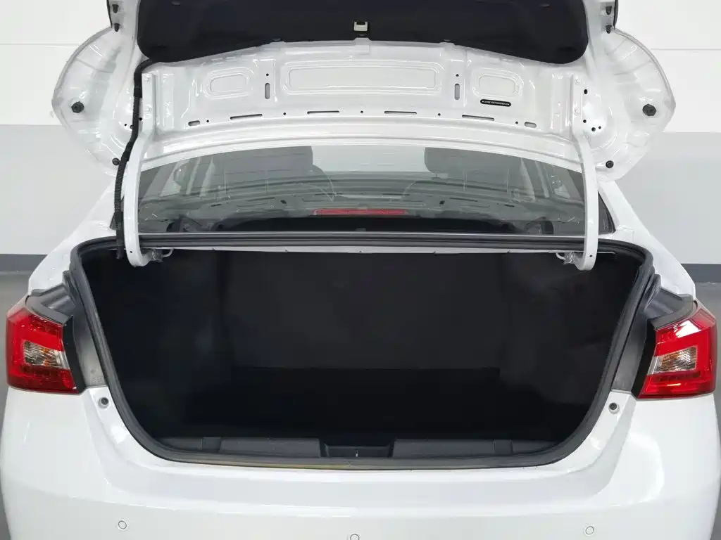 Chery Arrizo 5 — миниатюра 16