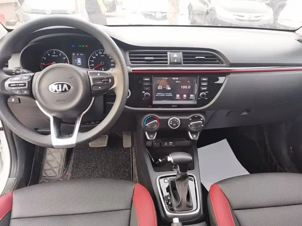 Kia KX Cross — миниатюра 10
