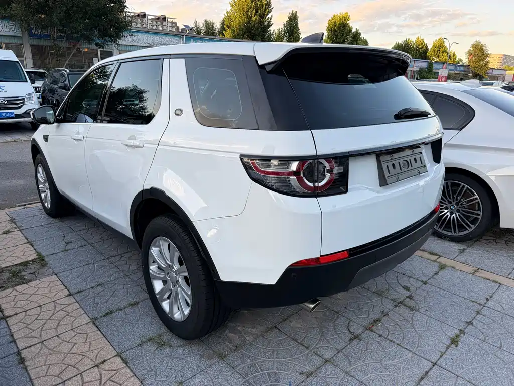 Land Rover Discovery Sport — миниатюра 3