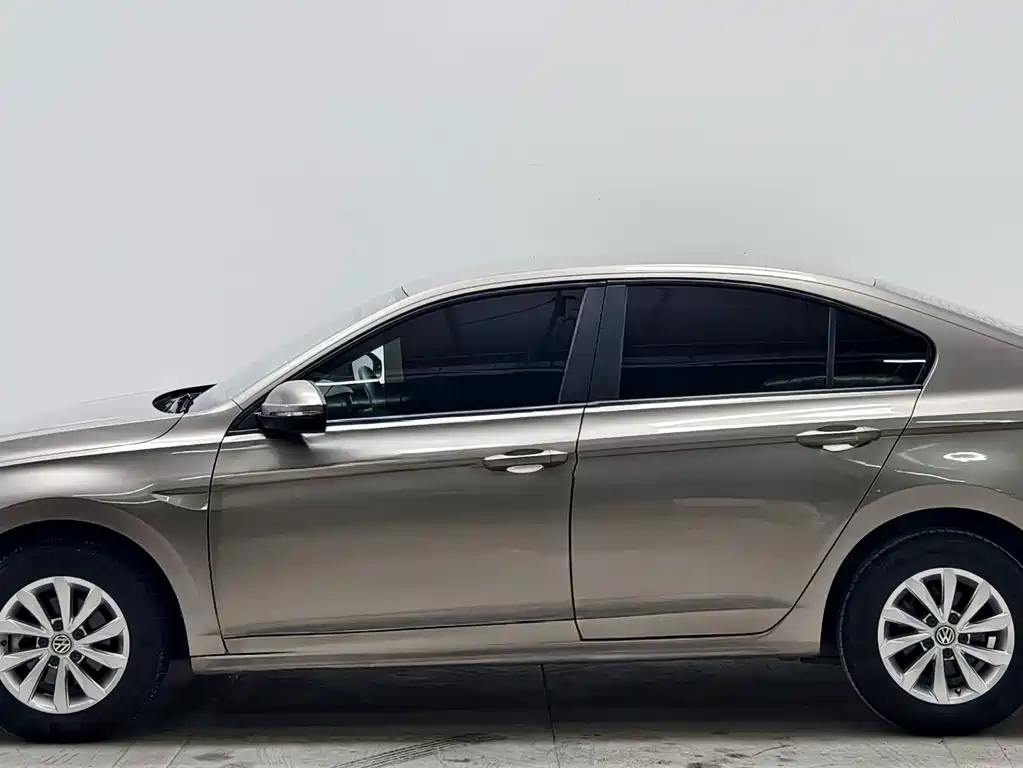 Volkswagen Bora — миниатюра 7
