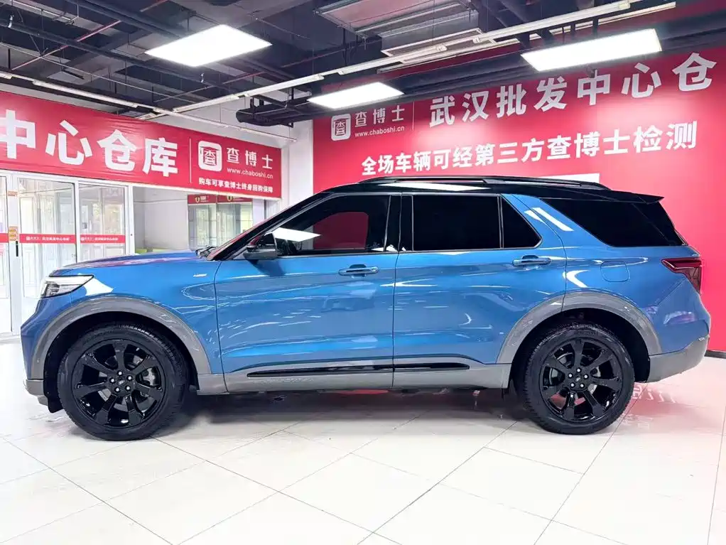 Ford Explorer — миниатюра 4
