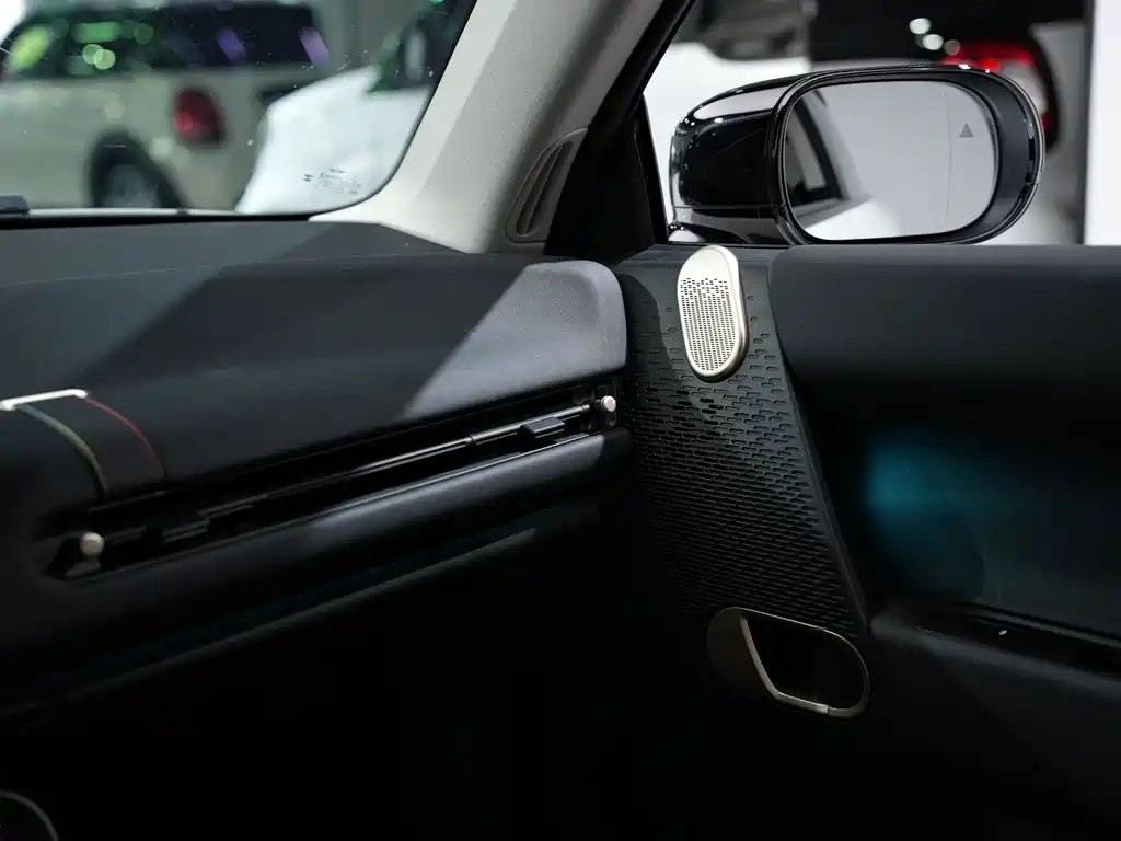 MINI MINI COOPER EV — миниатюра 8