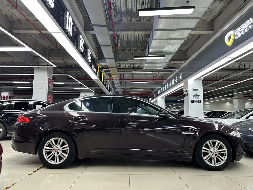 Jaguar XF — миниатюра 7