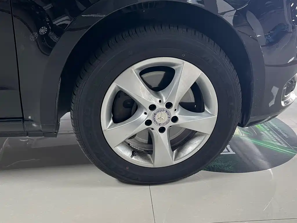 Mercedes-Benz Vito — миниатюра 10
