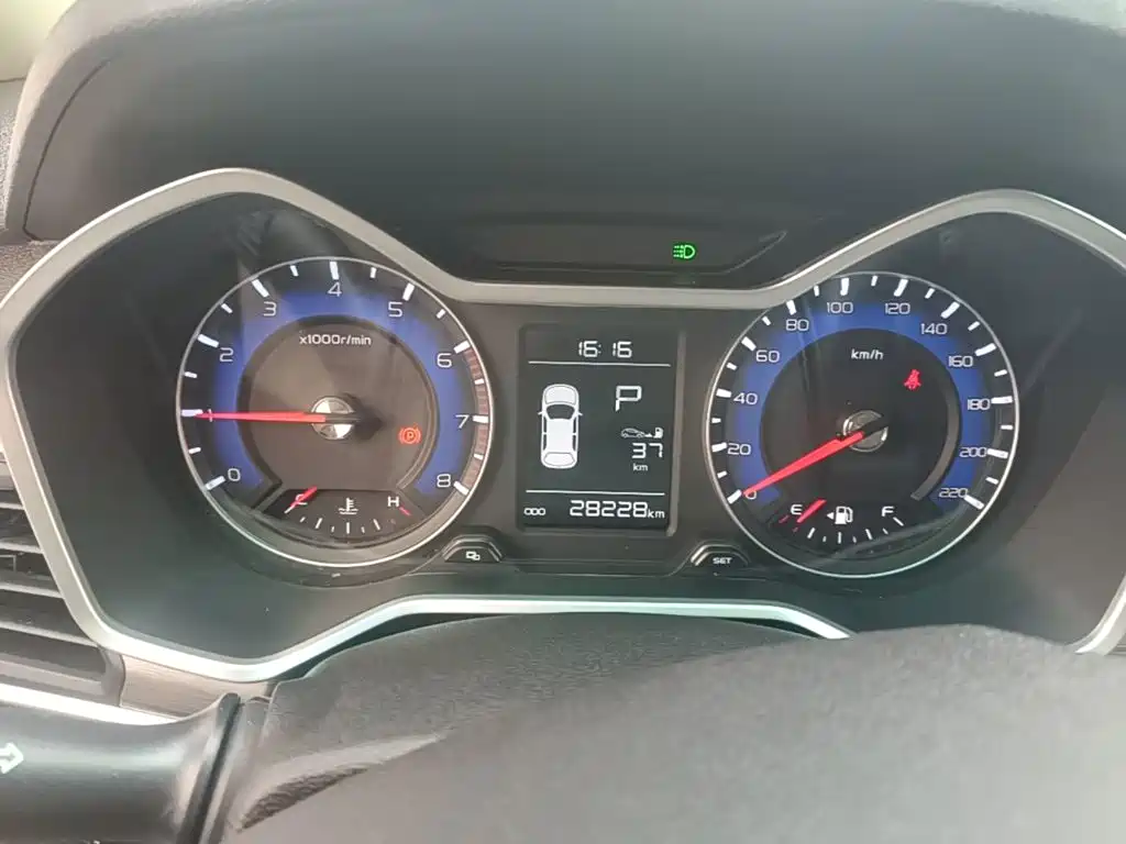 Geely Vision X3 — миниатюра 12