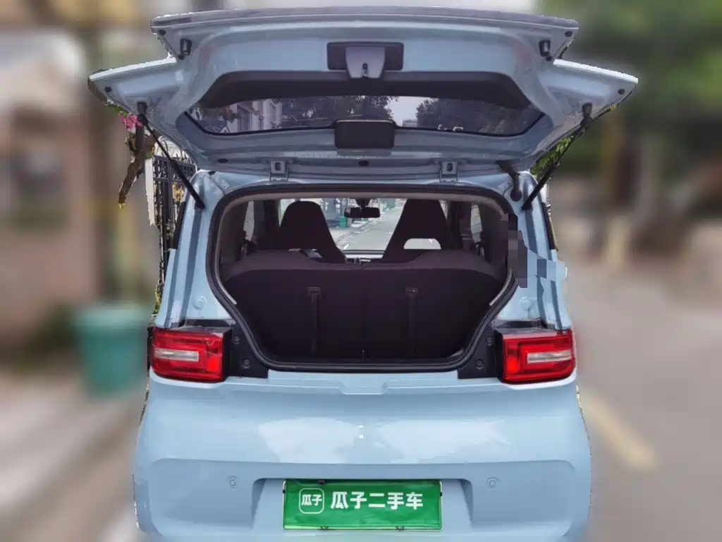 Wuling MINIEV — миниатюра 20