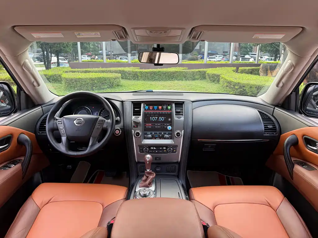 Nissan Patrol — миниатюра 14