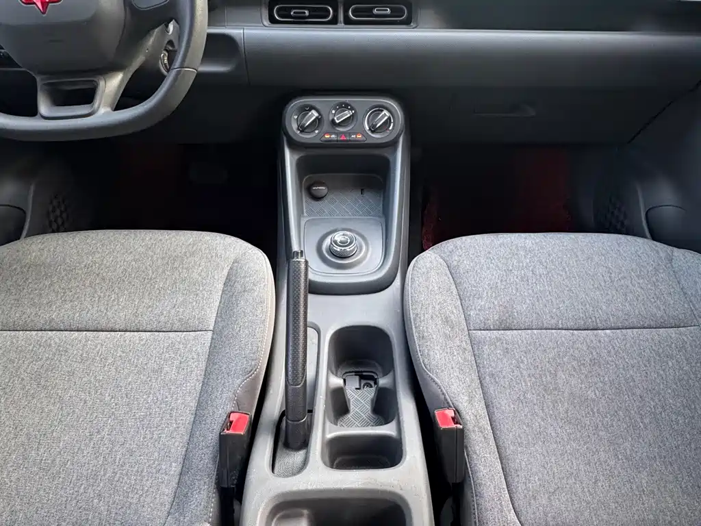 Wuling Hongguang EV — миниатюра 18