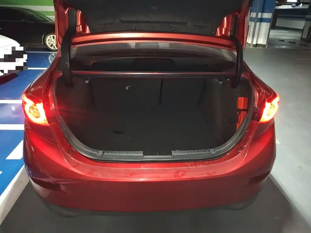Mazda 3 Axela — миниатюра 19