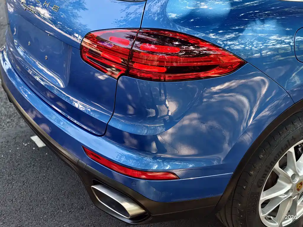 Porsche Cayenne — миниатюра 17