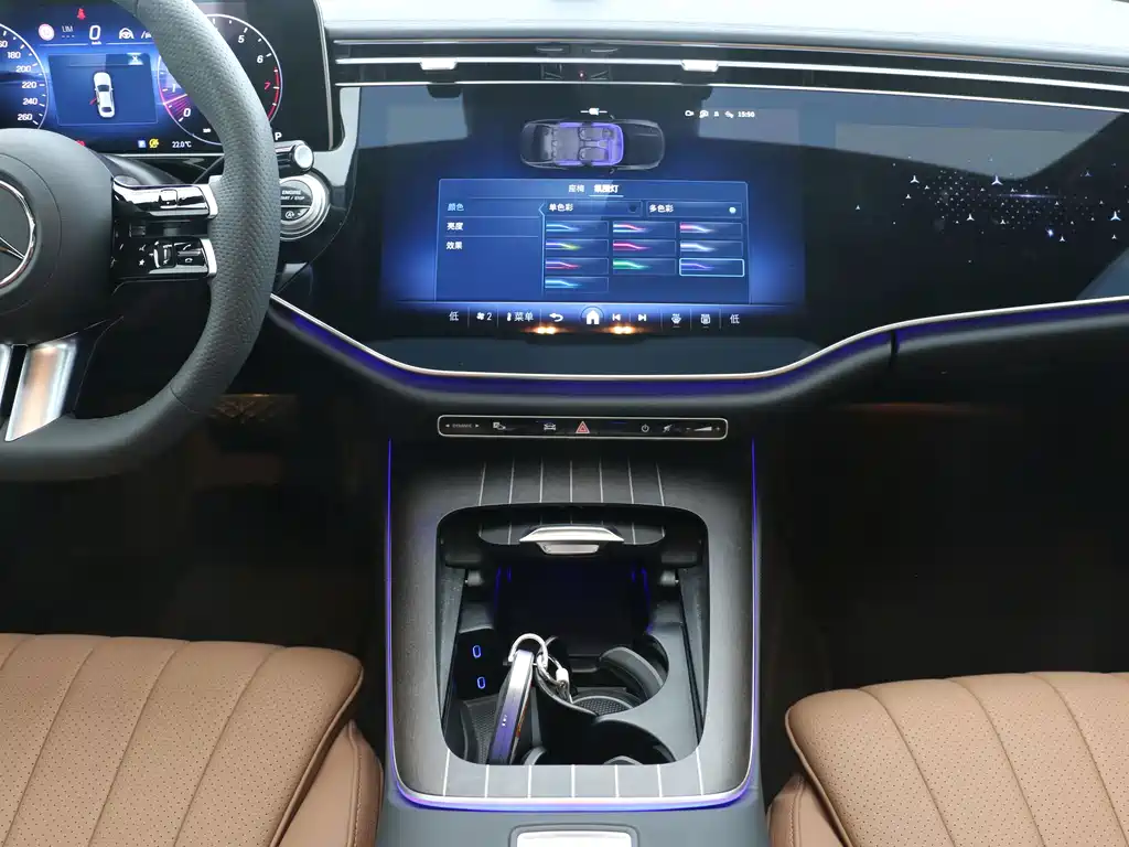Mercedes-Benz E-Class — миниатюра 10
