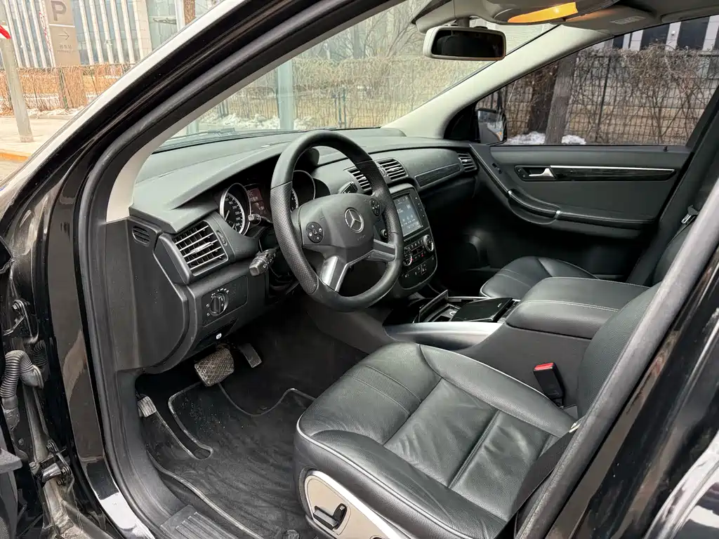 MERCEDES-BENZ R CLASS