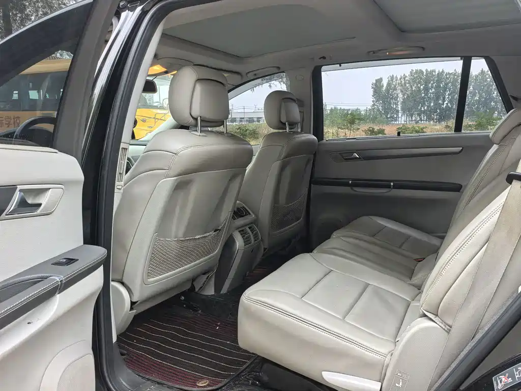Mercedes-Benz R-Class — миниатюра 8