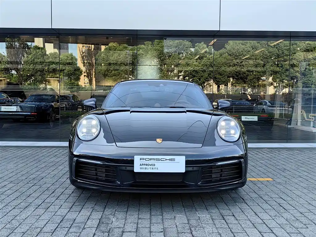 Porsche 911 2023 Carrera 3.0T
