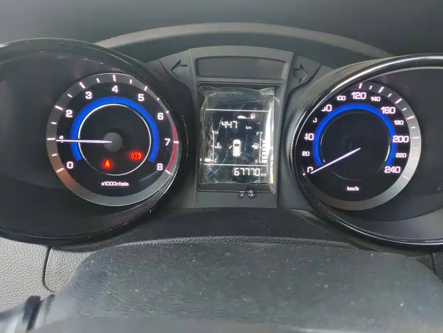 Changan CS15 — миниатюра 14
