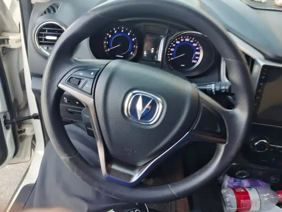 Changan CS15 — миниатюра 15