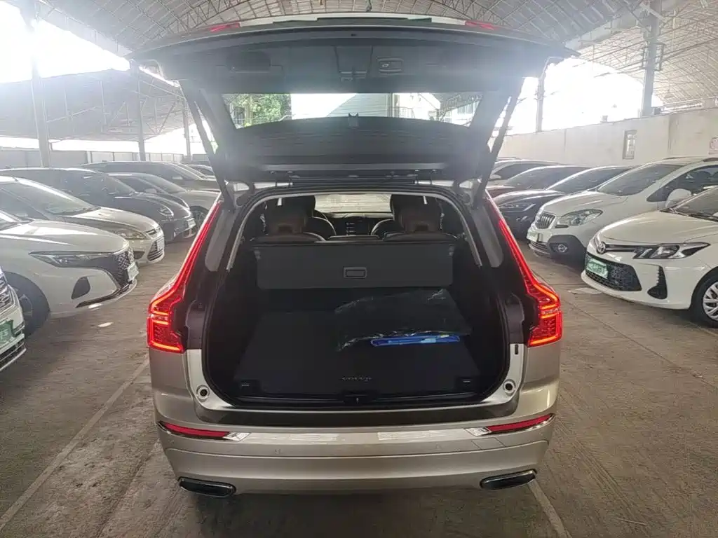 Volvo XC60 — миниатюра 22
