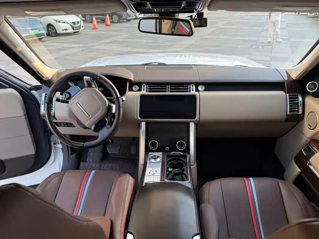 Land Rover Range Rover — миниатюра 14