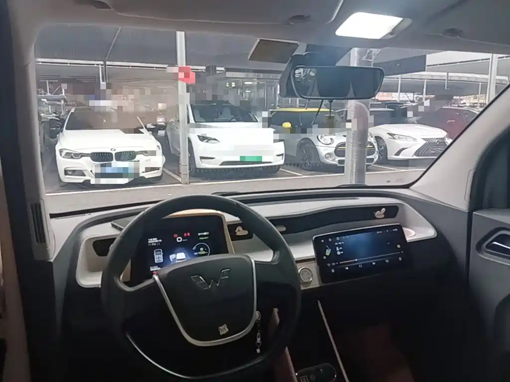 Wuling MINIEV — миниатюра 10