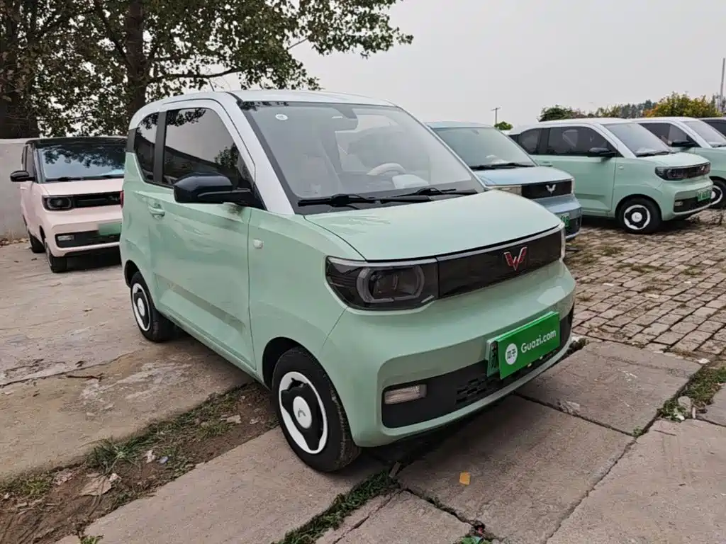 Wuling MINIEV — миниатюра 4