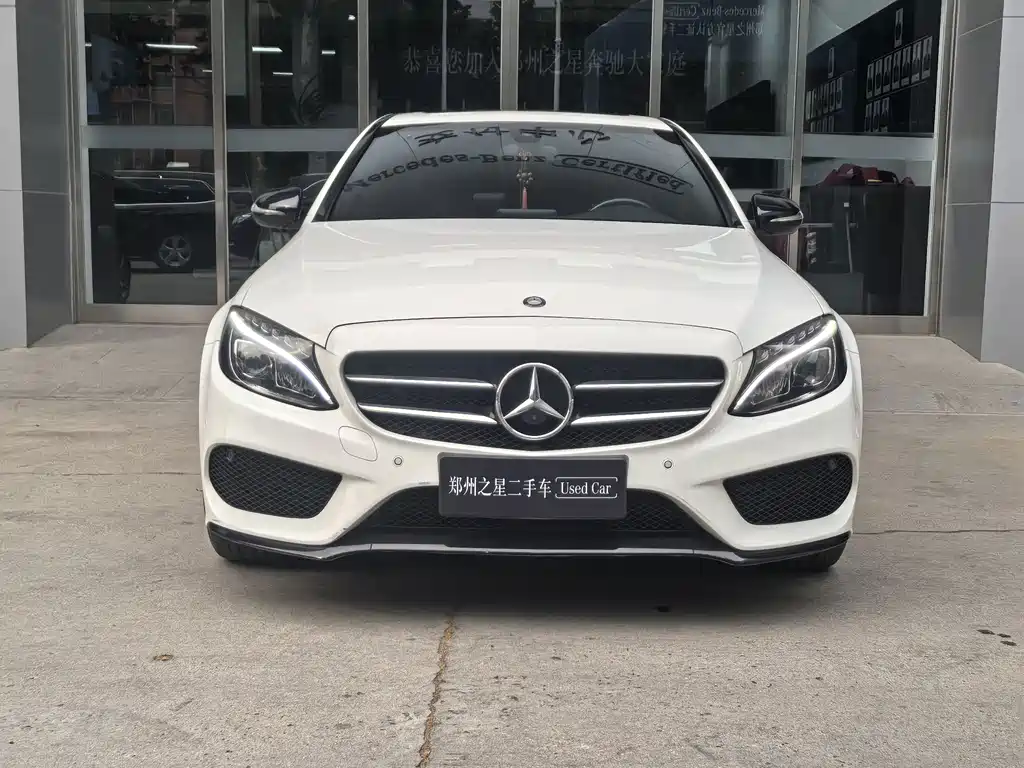 Mercedes-Benz C-Class — миниатюра 2