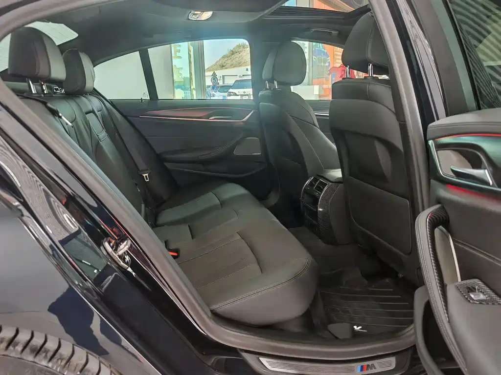 BMW X3 — миниатюра 13