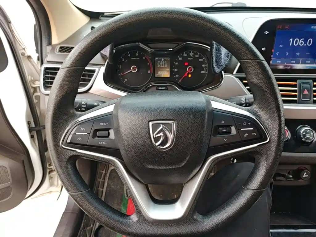 Baojun 310W — миниатюра 11