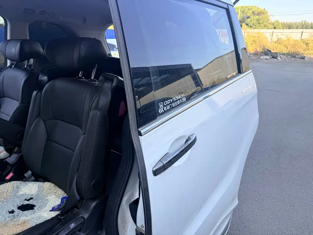 Honda Odyssey — миниатюра 4