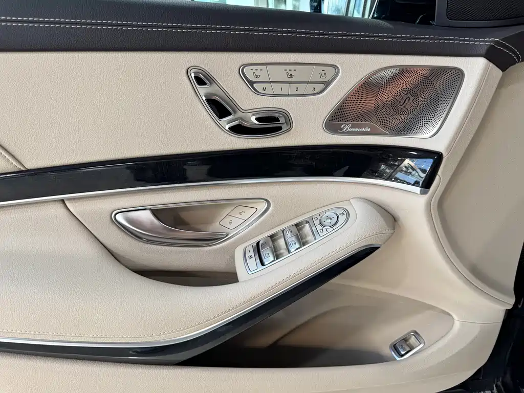 Mercedes-Benz S-Class — миниатюра 16