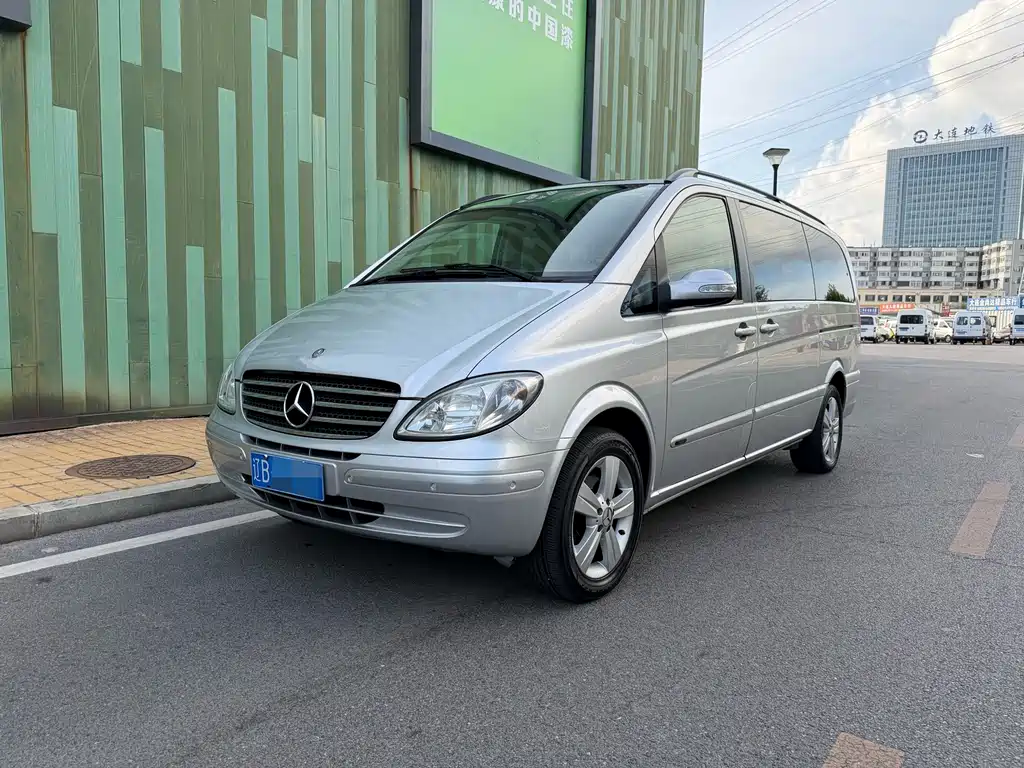 Mercedes-Benz Viano
