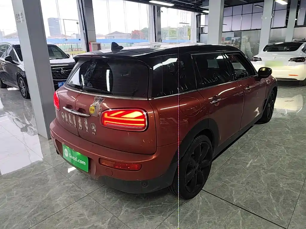 MINI Mini Clubman — миниатюра 7